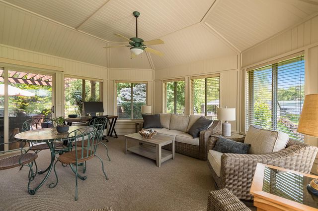 289 Amherst Road, Hebron, OH 43025