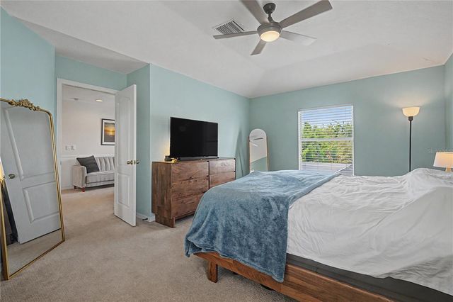 4205 KNOB LAKE COURT, Tampa, FL 33619