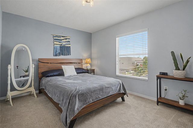 4205 KNOB LAKE COURT, Tampa, FL 33619