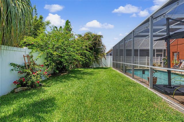 4205 KNOB LAKE COURT, Tampa, FL 33619