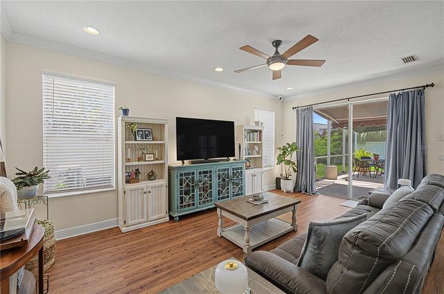 4205 KNOB LAKE COURT, Tampa, FL 33619