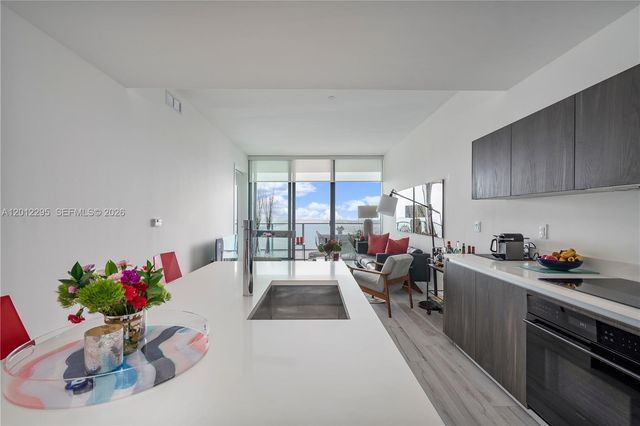 480 NE 31st St 3306, Miami, FL 33137