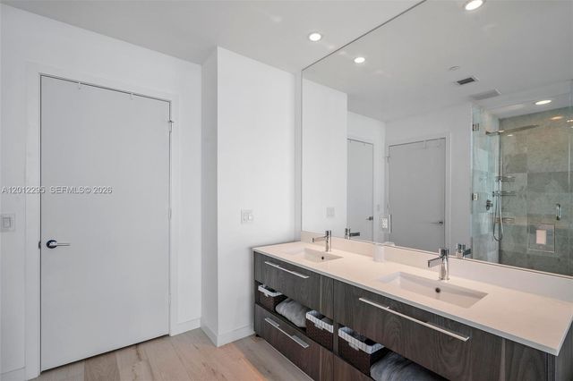 480 NE 31st St 3306, Miami, FL 33137