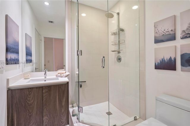 480 NE 31st St 3306, Miami, FL 33137