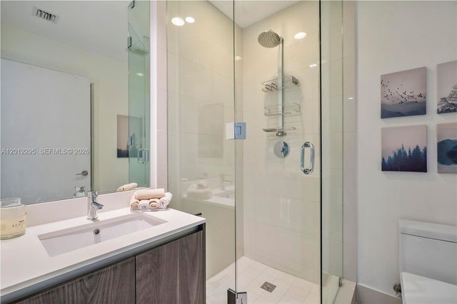 480 NE 31st St 3306, Miami, FL 33137