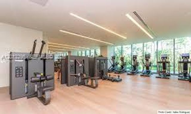 480 NE 31st St 3306, Miami, FL 33137