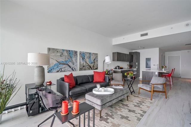 480 NE 31st St 3306, Miami, FL 33137