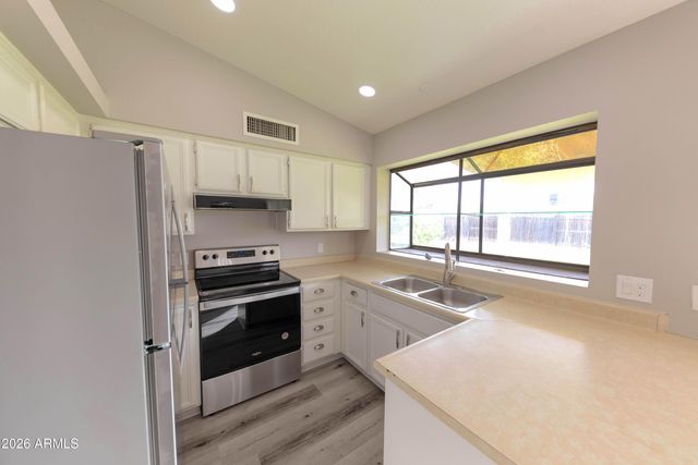 10713 W Campbell Avenue, Phoenix, AZ 85037
