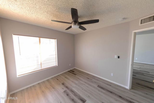 10713 W Campbell Avenue, Phoenix, AZ 85037