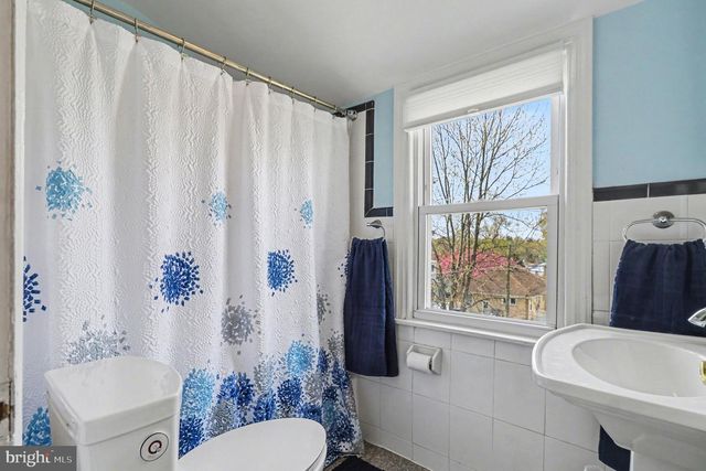 312 WOODLAWN AVE, Willow Grove, PA 19090