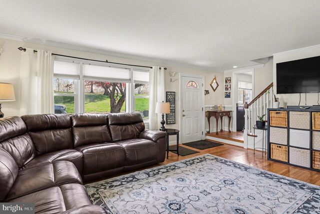 312 WOODLAWN AVE, Willow Grove, PA 19090