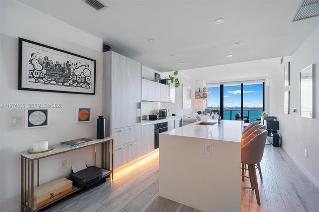 480 NE 31st St 2302, Miami, FL 33137