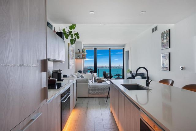 480 NE 31st St 2302, Miami, FL 33137