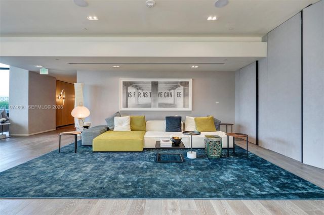 480 NE 31st St 2302, Miami, FL 33137