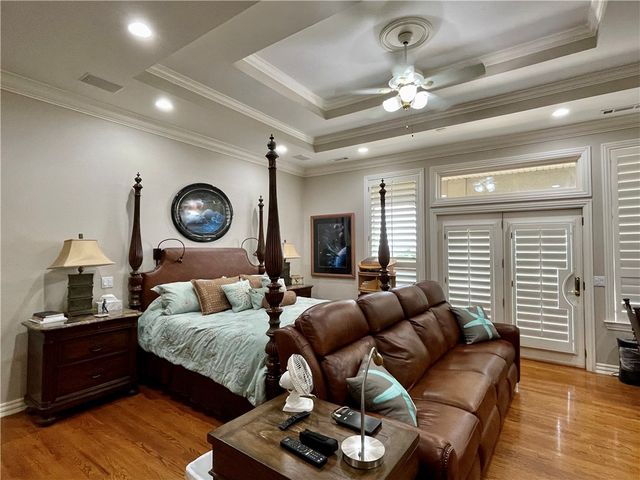 680 N Cliffside Drive, Fayetteville, AR 72701