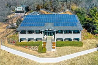 680 N Cliffside Drive, Fayetteville, AR 72701