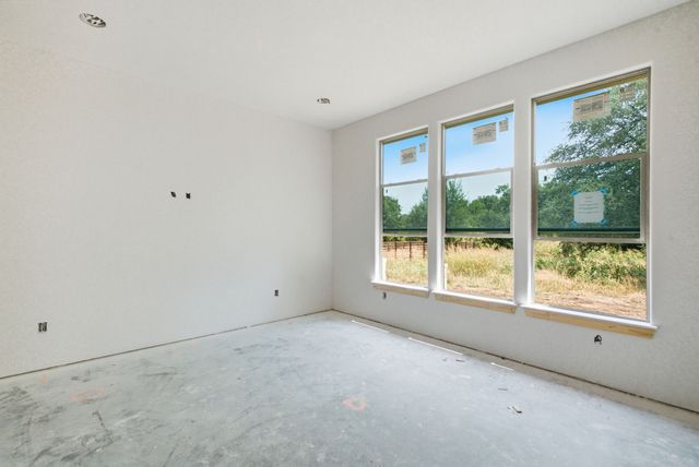 1048 Timber Hills Drive, Weatherford, TX 76087
