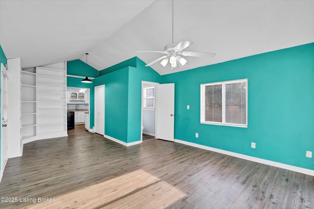 3706 Luken Dr, Louisville, KY 40216