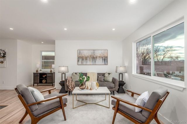 266 Stuart Street, Denver, CO 80219