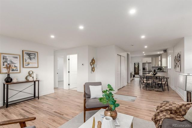 266 Stuart Street, Denver, CO 80219