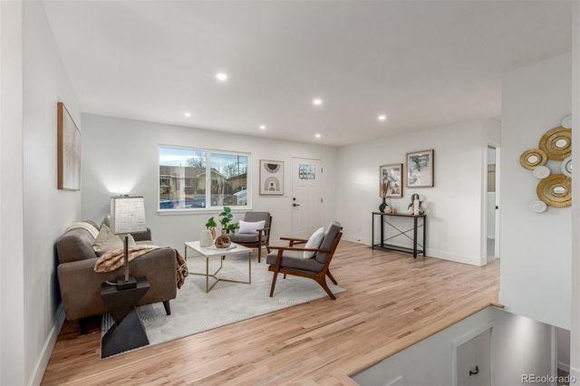 266 Stuart Street, Denver, CO 80219