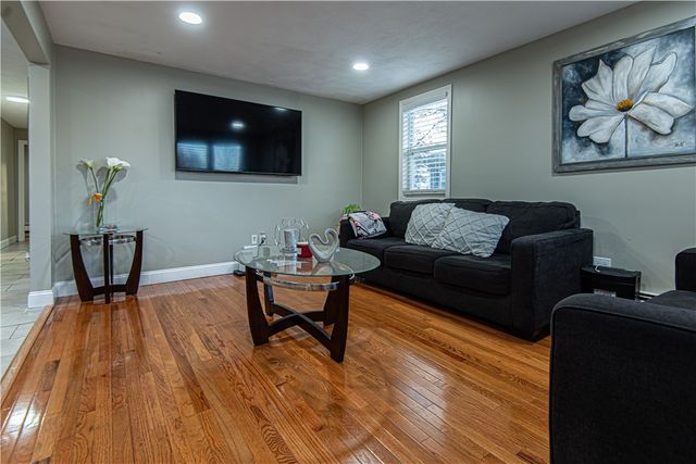 6 Alden Street, Providence, RI 02909