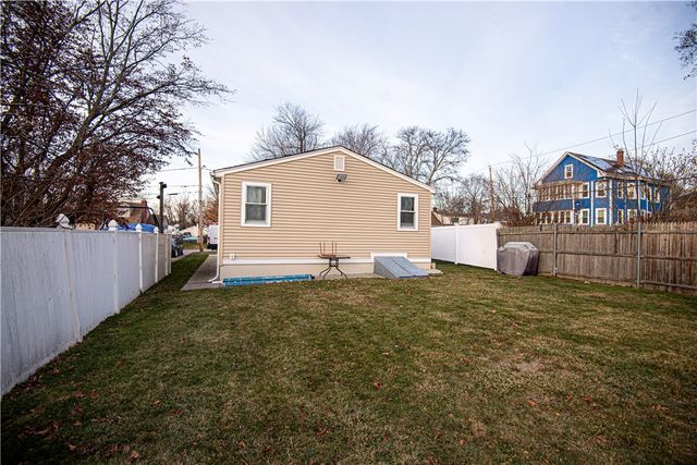 6 Alden Street, Providence, RI 02909