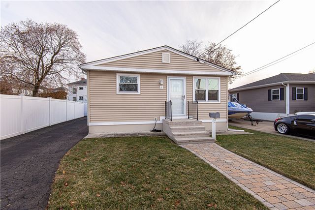 6 Alden Street, Providence, RI 02909