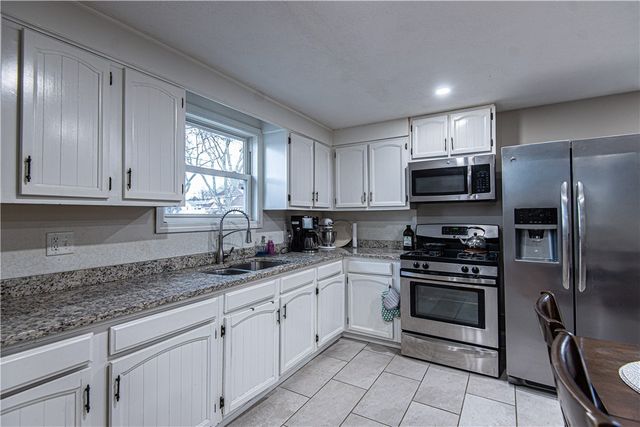 6 Alden Street, Providence, RI 02909