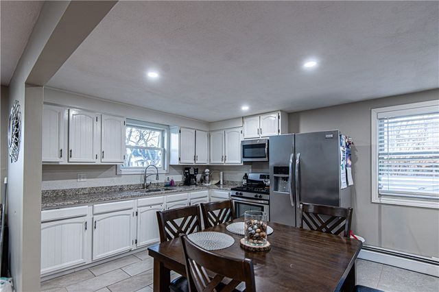 6 Alden Street, Providence, RI 02909