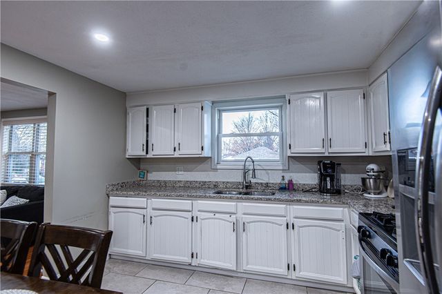 6 Alden Street, Providence, RI 02909