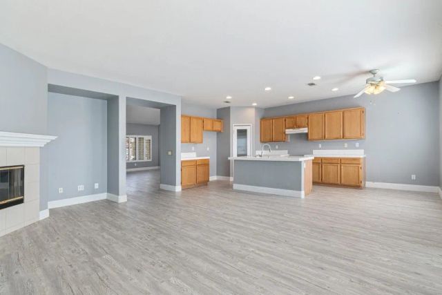 2143 Willowbrook, Perris, CA 92571