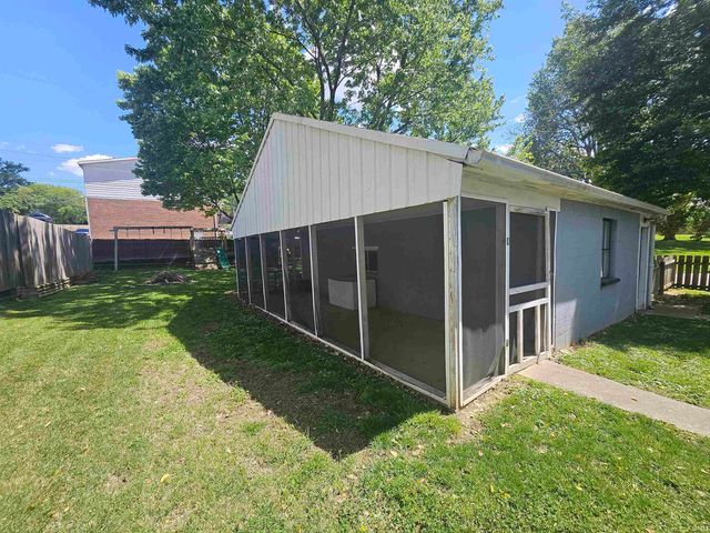 132 Leslie Avenue, Evansville, IN 47712