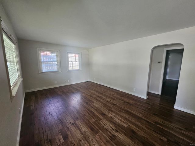132 Leslie Avenue, Evansville, IN 47712