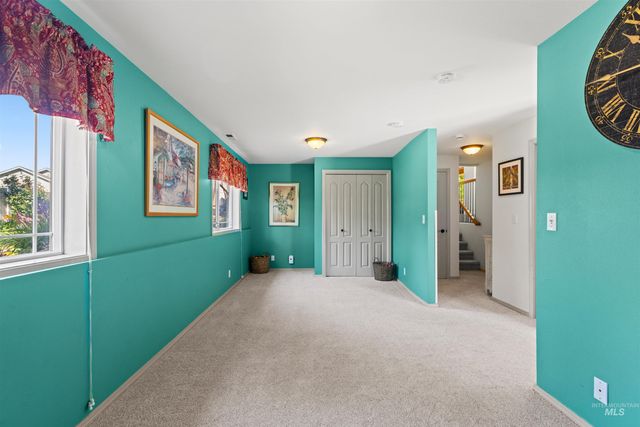 4951 W Classic Dr, Meridian, ID 83646