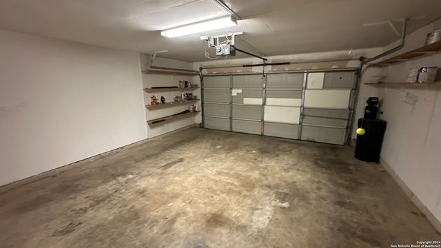 10411 HORN BLVD, San Antonio, TX 78240