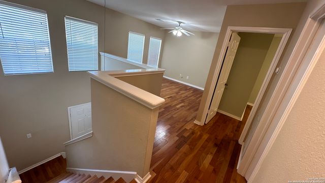 10411 HORN BLVD, San Antonio, TX 78240