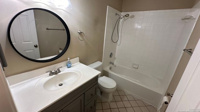 10411 HORN BLVD, San Antonio, TX 78240