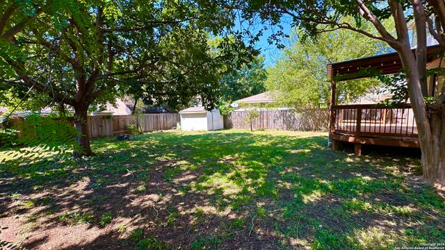 10411 HORN BLVD, San Antonio, TX 78240
