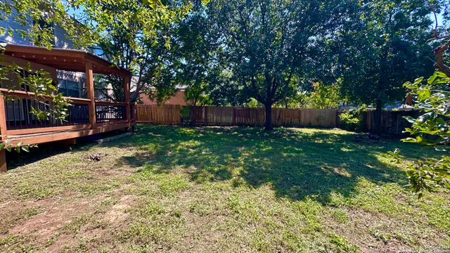 10411 HORN BLVD, San Antonio, TX 78240