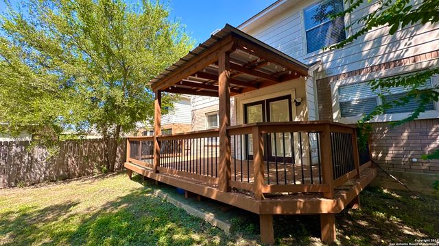 10411 HORN BLVD, San Antonio, TX 78240