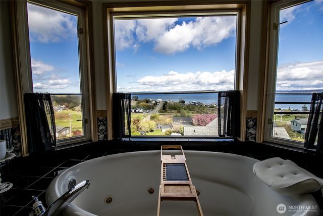 7609 NE Bruce Lane, Hansville, WA 98340