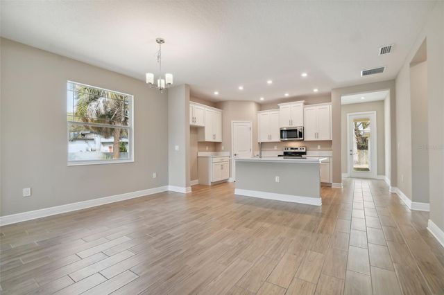 5010 22ND STREET N, St Petersburg, FL 33714