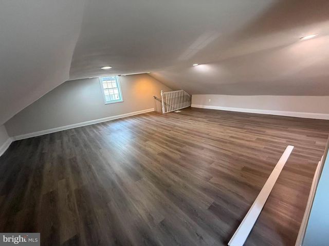 27 CHURCH ST, Mount Holly, NJ 08060