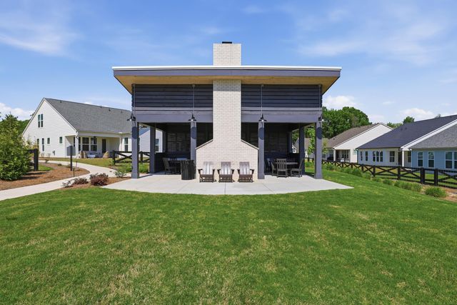 2600 Butlers Green Circle 10, Chattanooga, TN 37421