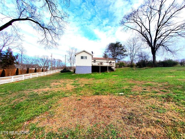 1471 Harold Patterson Rd, Dandridge, TN 37725