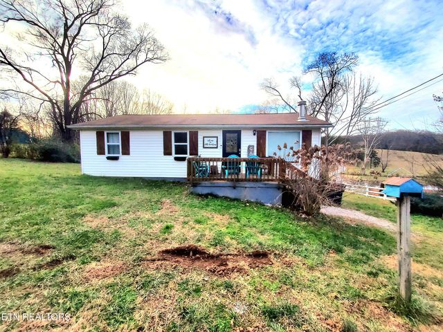 1471 Harold Patterson Rd, Dandridge, TN 37725