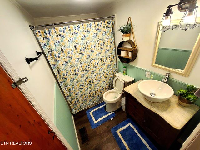1471 Harold Patterson Rd, Dandridge, TN 37725