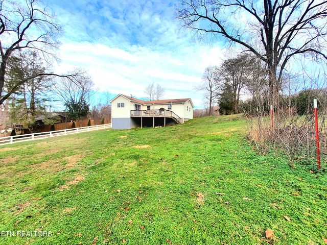 1471 Harold Patterson Rd, Dandridge, TN 37725