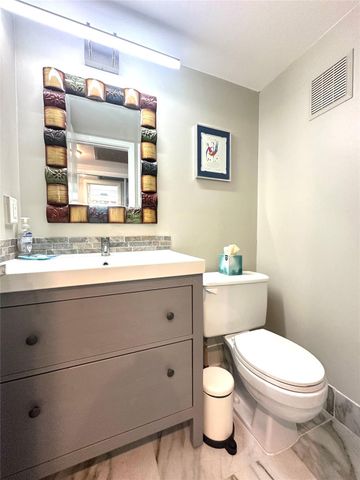 528 Tilford X 528, Deerfield Beach, FL 33442